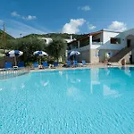 아파트호텔 Crystal Blue Hotel, Barbati, Corfu