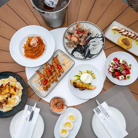 アパートホテル Crystal Blue Hotel, Barbati, Corfu 4*