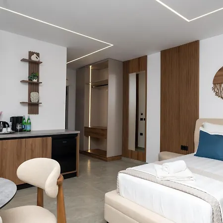 Crystal Blue Hotel, Barbati, Corfu 아파트호텔 4*