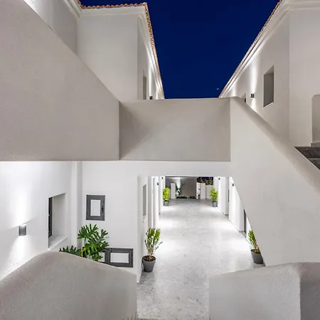 Crystal Blue Hotel, Barbati, Corfu アパートホテル