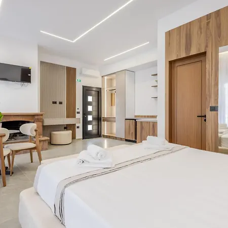 Crystal Blue Hotel, Barbati, Corfu 4* バルバティ