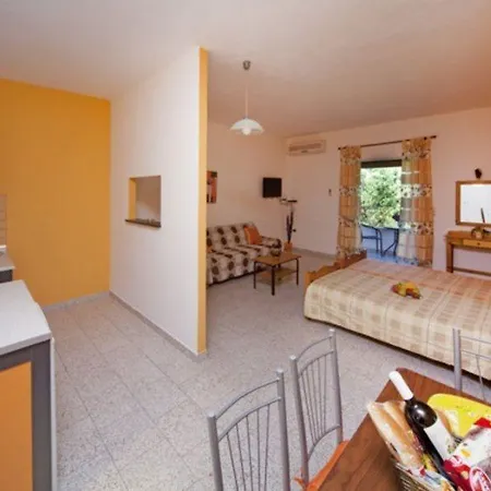 Crystal Blue Hotel, Barbati, Corfu 4* バルバティ