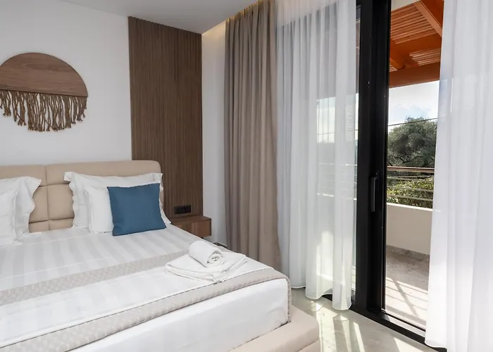 Crystal Blue Hotel, Barbati, Corfu 4*
