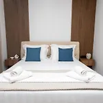 Crystal Blue Hotel, Barbati, Corfu מלון דירות