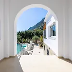 شقة فندقية Crystal Blue Hotel, Barbati, Corfu 4*