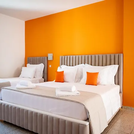 Crystal Blue Hotel, Lejlighedshotel Mparmpati