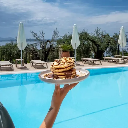 Апарт-отель Crystal Blue Hotel, Barbati, Corfu 4*