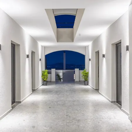 Lejlighedshotel Crystal Blue Hotel, Barbati, Corfu 4*