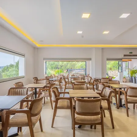 Crystal Blue Hotel, Barbati, Corfu Mparmpati