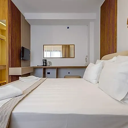 Crystal Blue Hotel, Barbati, Corfu شقة فندقية برباتي