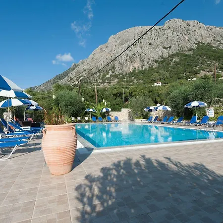 Lejlighedshotel Crystal Blue Hotel,