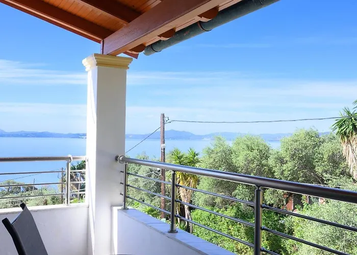 Crystal Blue Hotel, Апарт-отель