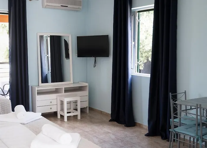 Апарт-отель Crystal Blue Hotel, 4*