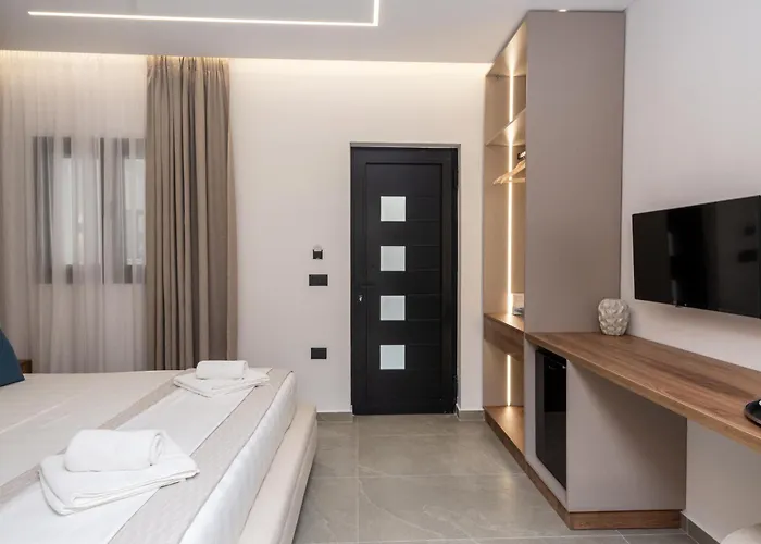 Crystal Blue Hotel, Barbati, Corfu 公寓式酒店 4*