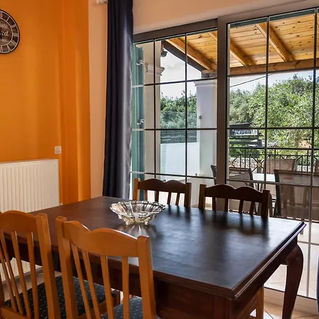 Hotel apartamentowy Crystal Blue Hotel, 4*