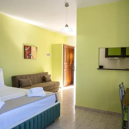 Hotel apartamentowy Crystal Blue Hotel, Barbati