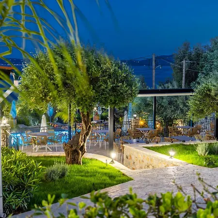 아파트호텔 Crystal Blue Hotel, Barbati, Corfu